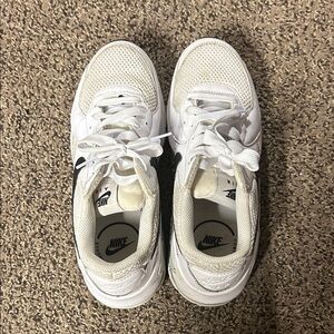 Nike White and Black Women's Sneakers